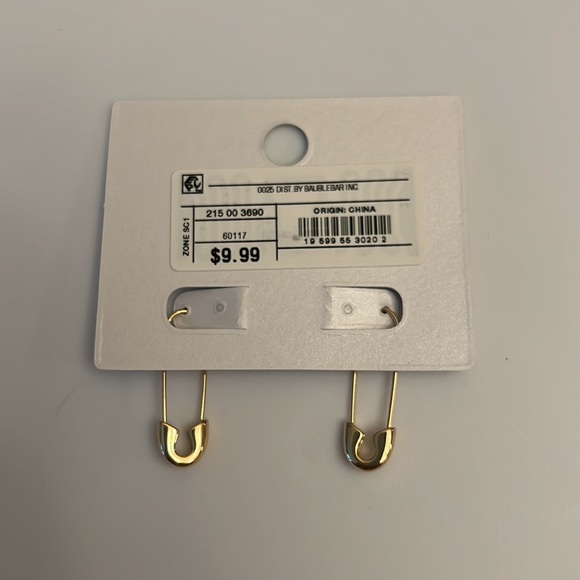 SUGARFIX by BaubleBar Gold Safety Pin
Threader Earrings - Gold - Picture 5 of 6